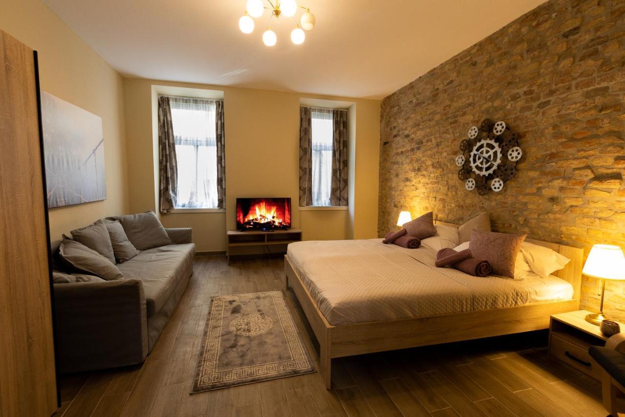 Comfortable Romantic 1 Bedroom Apartment Near Augarten Wien Ngoại thất bức ảnh