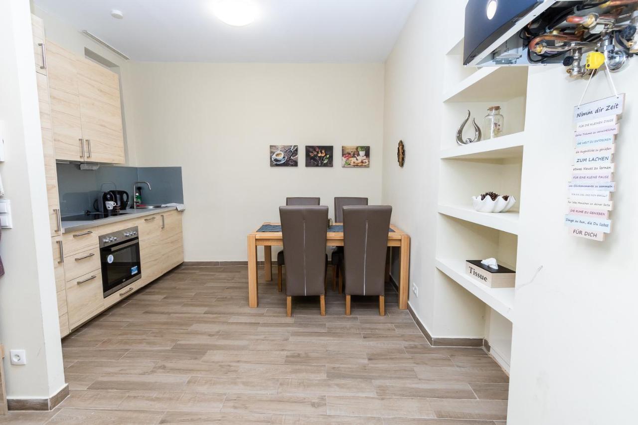 Comfortable Romantic 1 Bedroom Apartment Near Augarten Wien Ngoại thất bức ảnh