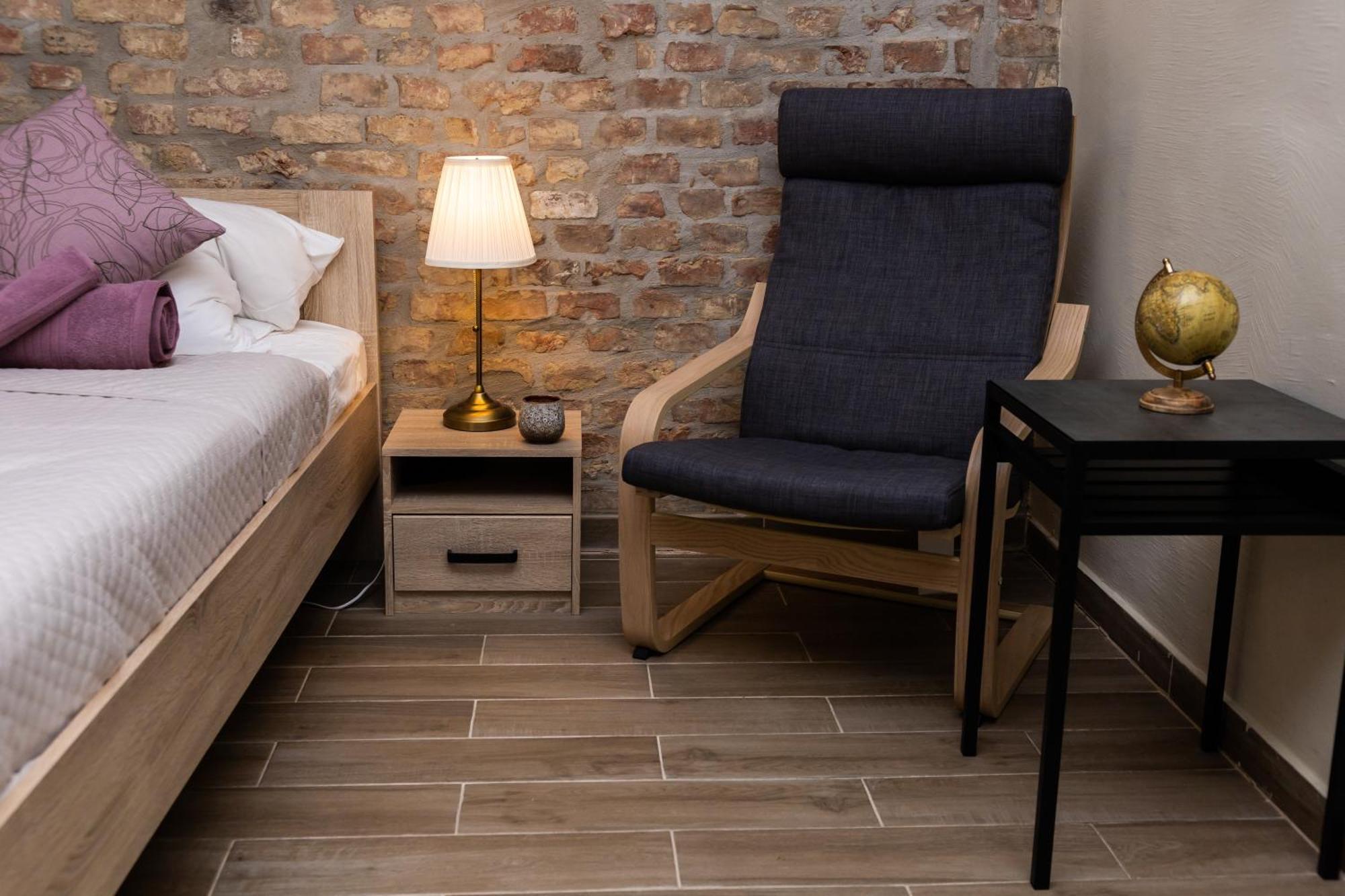 Comfortable Romantic 1 Bedroom Apartment Near Augarten Wien Ngoại thất bức ảnh
